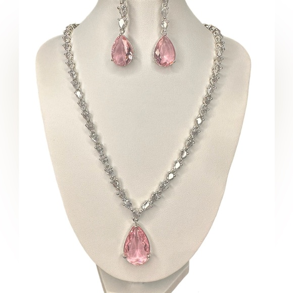 Glam Crystal Diva Tear Drop Pink Citrine Necklace on Titanium, 12 inches long - Picture 4 of 4